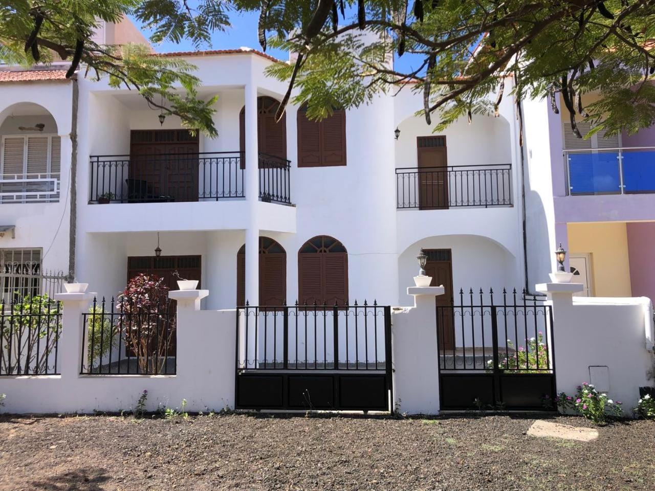 Tarrafal Ecodecor Rooms المظهر الخارجي الصورة